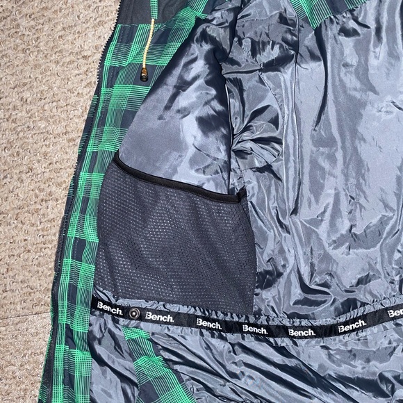 Bench Plaid Winter Coat - Picture 7 of 13